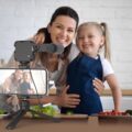 Digipower-Follow-Me-Vlogging-kit