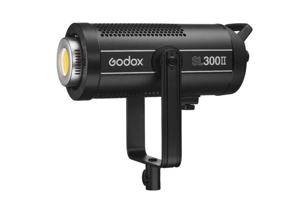 Godox-SL300II-LED-320W-5600K-daylight-99300-lux