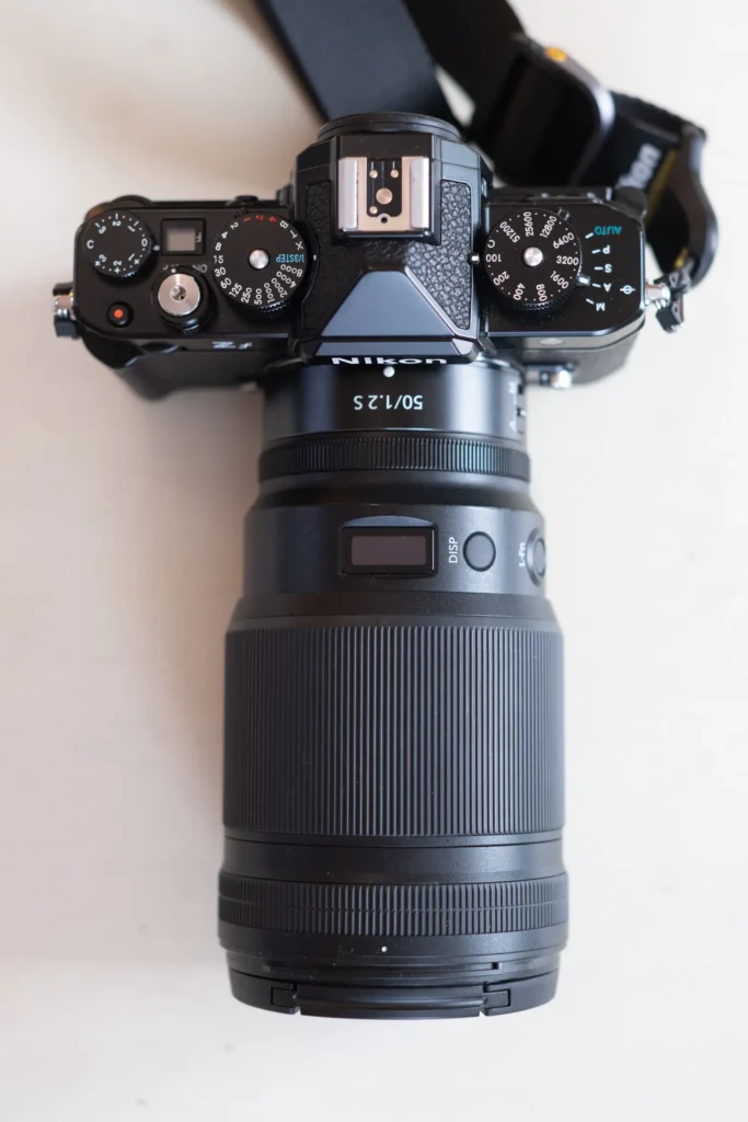 Nikon Z f koos Nikkor Z 50mm f/1.2 S objektiiviga