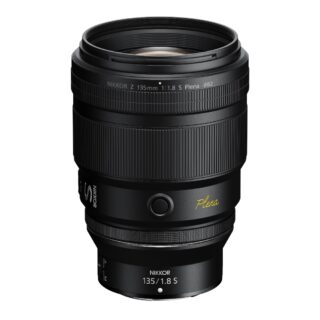 NIKKOR Z 135mm f/1.8 S Plena
