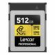 Ristküliku kujuline CFExpress mälukaart mahutab endas 512GB andmemahtu. Toode on musta ja hõbeda värviline.