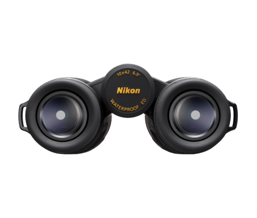 Nikon Monarch HG 10x42 binokkel okulaaride vaatesdiagonaalses tagantvaates