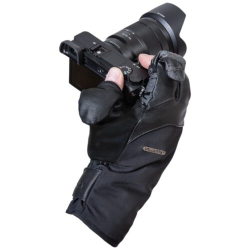Fotograafi kindad Vallerret Tinden Photography Glove kaamera käes