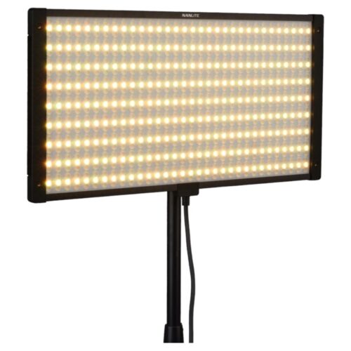 Nanlite PavoSlim 120C RGBWW LED Panel — kollane valgus