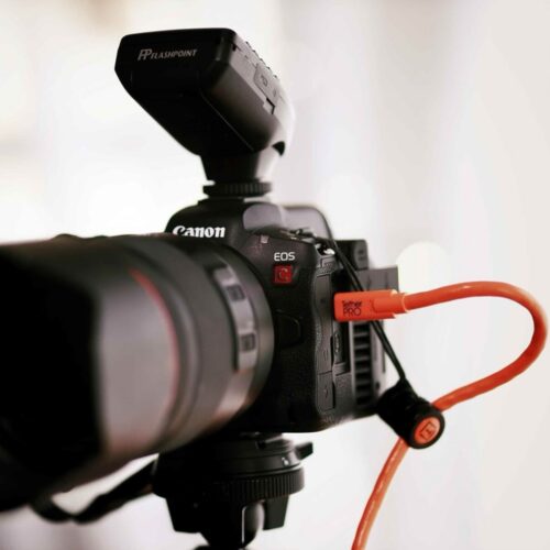 TetherPro USB-C to USB-C kaabel 4.6m Canon kaamera küljes