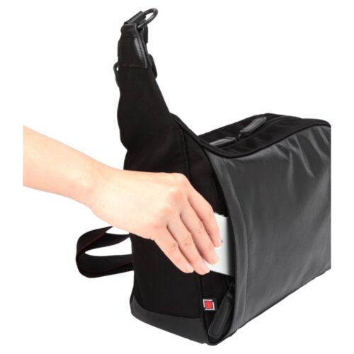 Artisan & Artist RR4 05C Leather Casual Camera Sling Bag telefonitasku