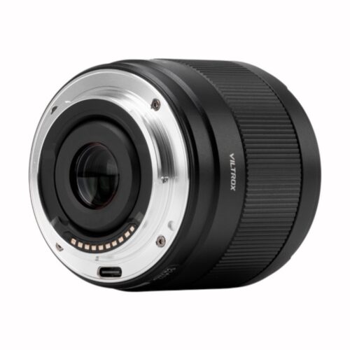 Viltrox AF 9mm F/2.8 Air Sony E APS-C objektiiv tagant küljelt
