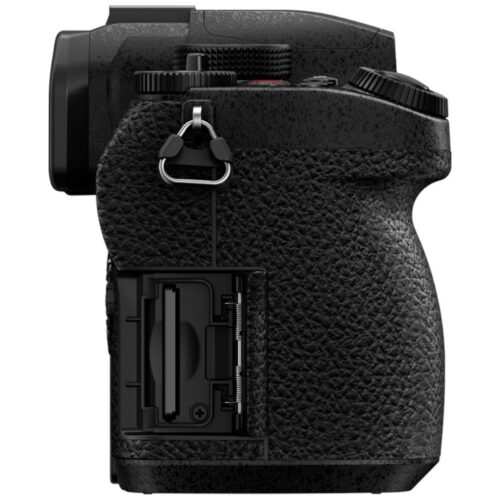 Panasonic Lumix G97 VARIO 12-60mm mälukaardipesa