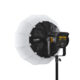 Godox CS-50D latern-softboks paigaldatuna LED-valgusele tagantvaates