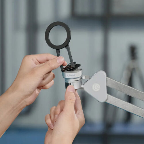 Ulanzi MA50 Uka Magnetic Mobile Phone Holder kinnitamine statiivi külge