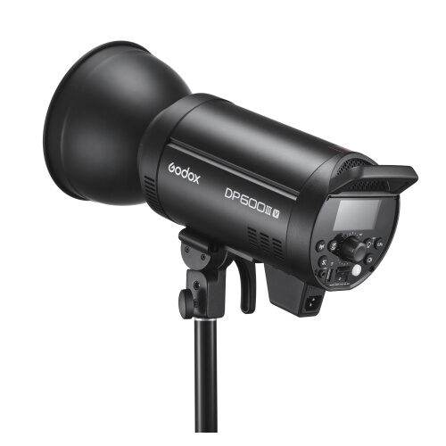 Godox DP600III-V – stuudiovälk LED-modelleerimisvalgusega tagantvaates LED ekraaniga
