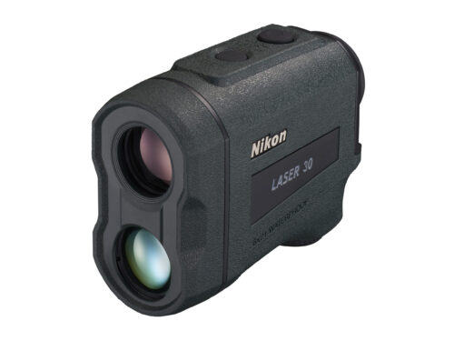Nikon LASER 30 laserkaugusmõõtja eest paremalt vaadatuna
