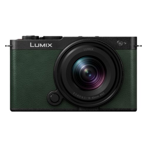 Panasonic Lumix DC-S9 + 18-40mm, dark olive