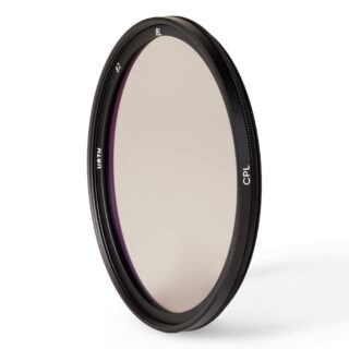 Urth 82mm CPL polarisatsioonifilter must alumiiniumraam küljevaade