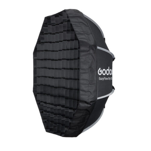 Godox EazyFlow Beauty Dish 65 must ja hõbe koos musta kärjega külgvaates