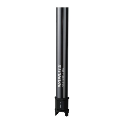 Nanlite PavoTube II 15C LED-toru lähivaade, korpusel kiri NANLITE PavoTube II 15C