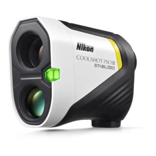Nikon COOLSHOT PRO III STABILIZED golfi laserkaugusmõõtja nurga alt: valge-must korpus, kollane triip ja roheline LOCKED ON indikaator