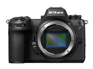 Nikon Z6III kere eestvaade