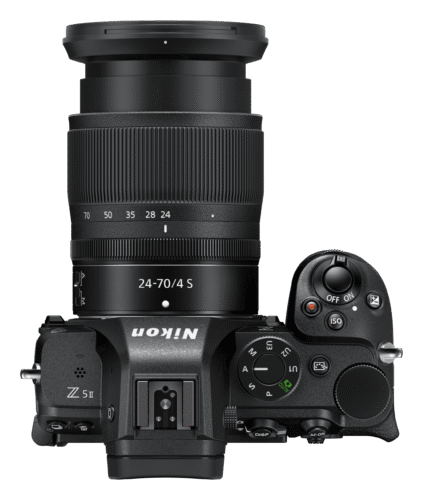 Nikon Z5II pealtvaade