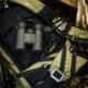 Nikon PROSTAFF P7 binokkel kasutuses looduses