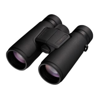 Nikon Monarch M5 8x42 binokkel – eestvaade paremalt