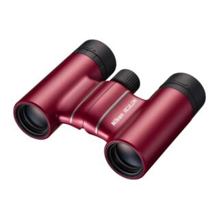 Nikon ACULON T02 8x21 punane binokkel – eestvaade paremalt