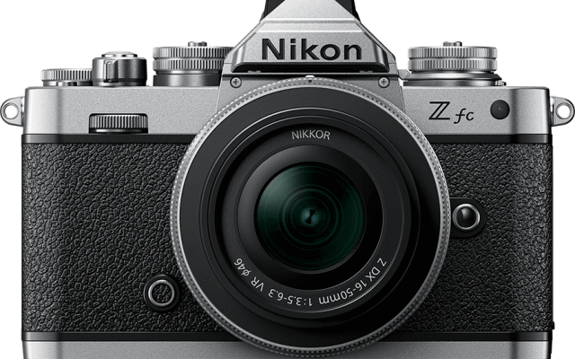 Nikon Z fc + Z DX 16-50 mm f/3.5-6.3 kit