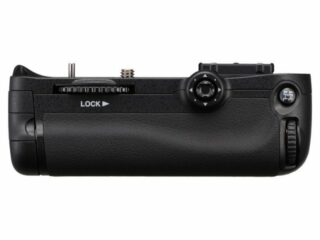 MB-D11 Multi-Power Battery Pack for D7000